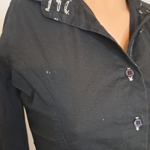 Dead Threads Women Sz M Shirt Goth Western Black Skull Button Down Long Sleeve - Picture 6 of 14